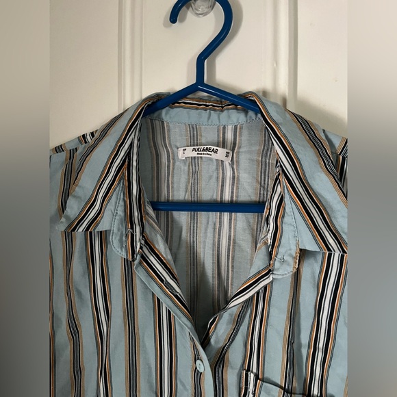 Pull & Bear button up - Picture 3 of 3